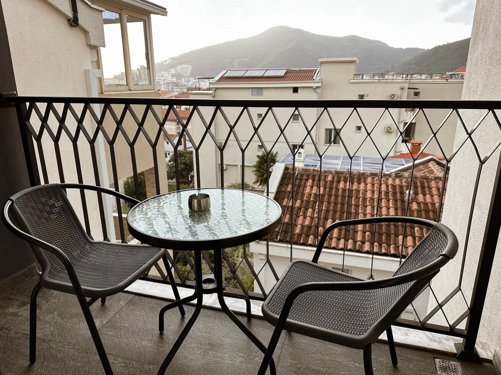 Viola Hotel Budva Exterior photo